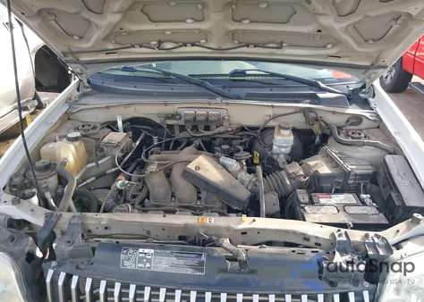 2005 Mercury Mariner Luxury/Premier from USA, damaged, VIN 4M2YU56195DJ15050